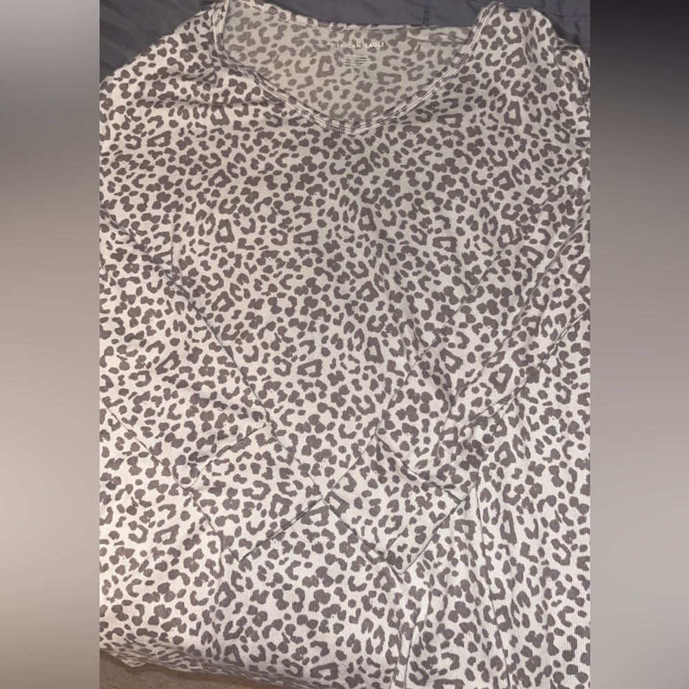American Eagle Long Sleeve